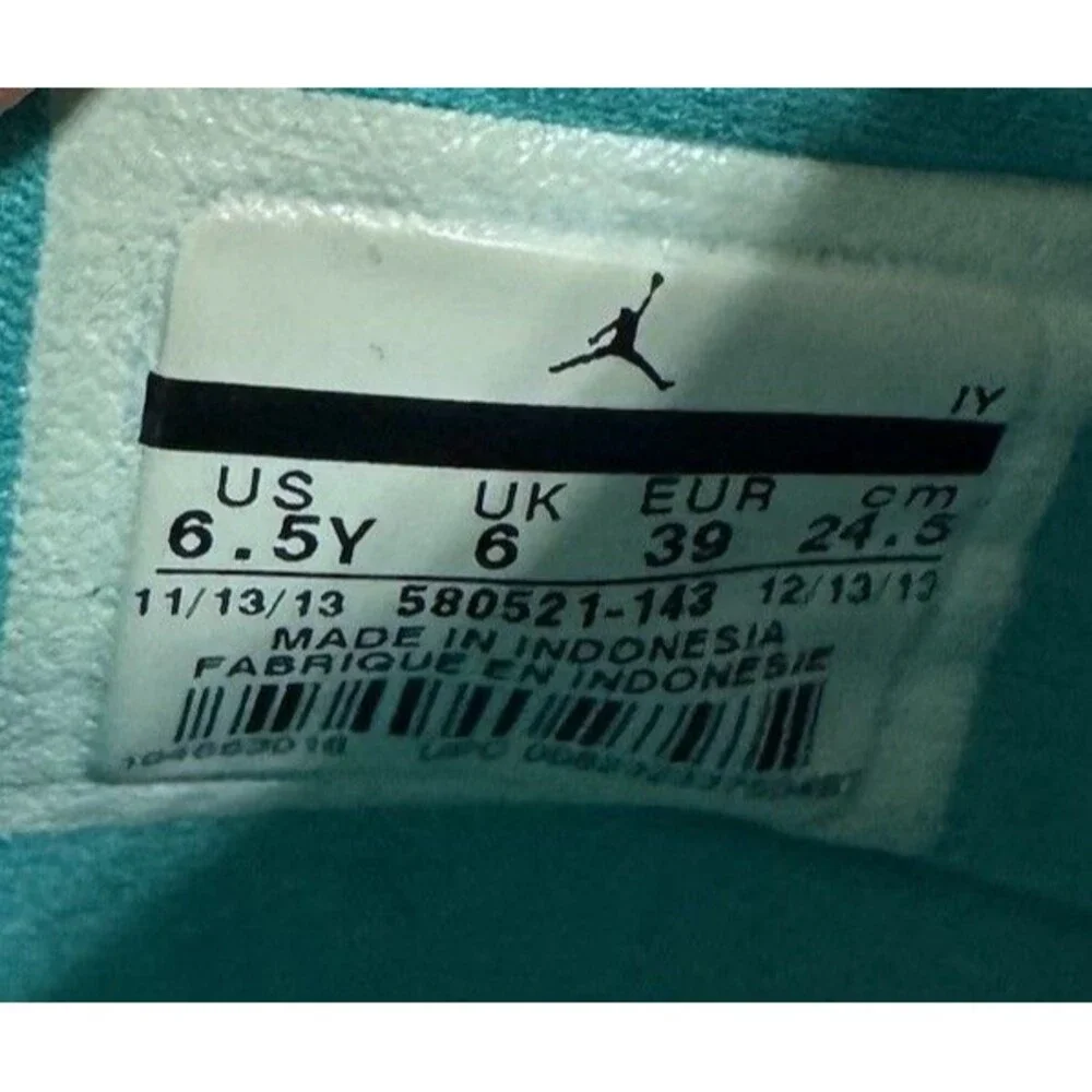 Nike Air Jordan 11 Retro Low Aqua Safari GS Size 6.5 Y Sneakers Shoes